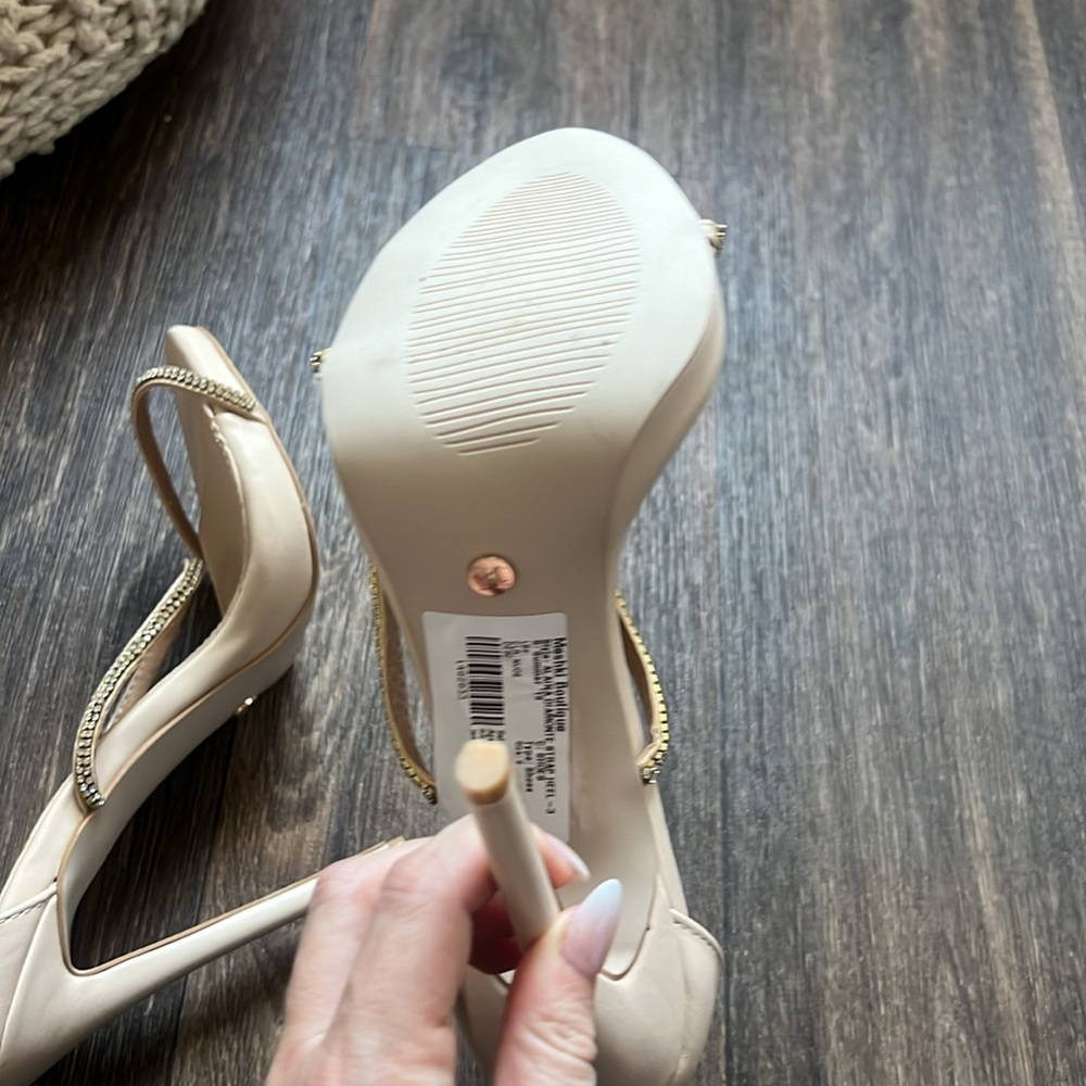 Meshki Alaina Heel - Picture 9 of 9
